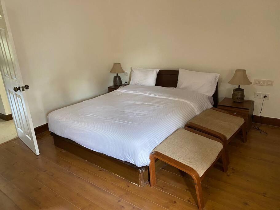2Bhk Pool Facing Beachside Luxury Homestay In South Goa Betalbatim Exterior foto